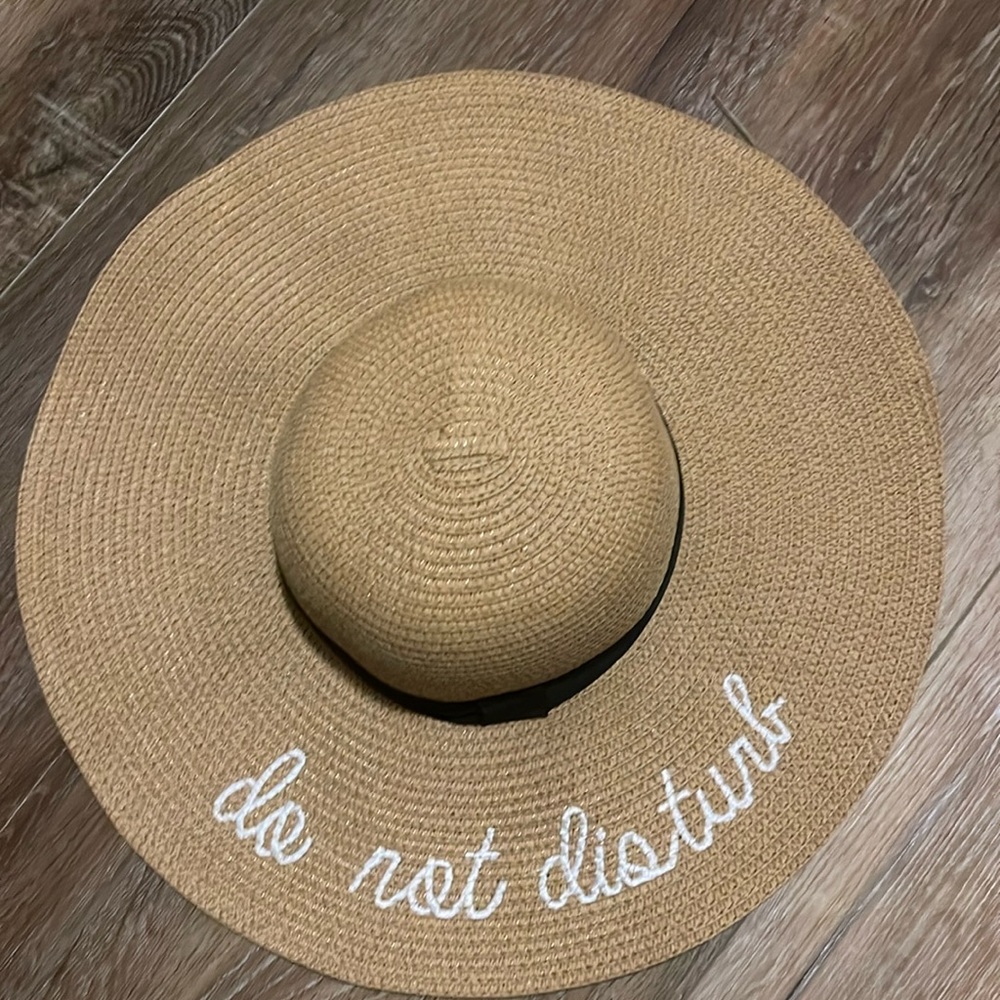 Beach hat